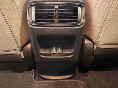 Used 2020 Honda CR-V EX image 31