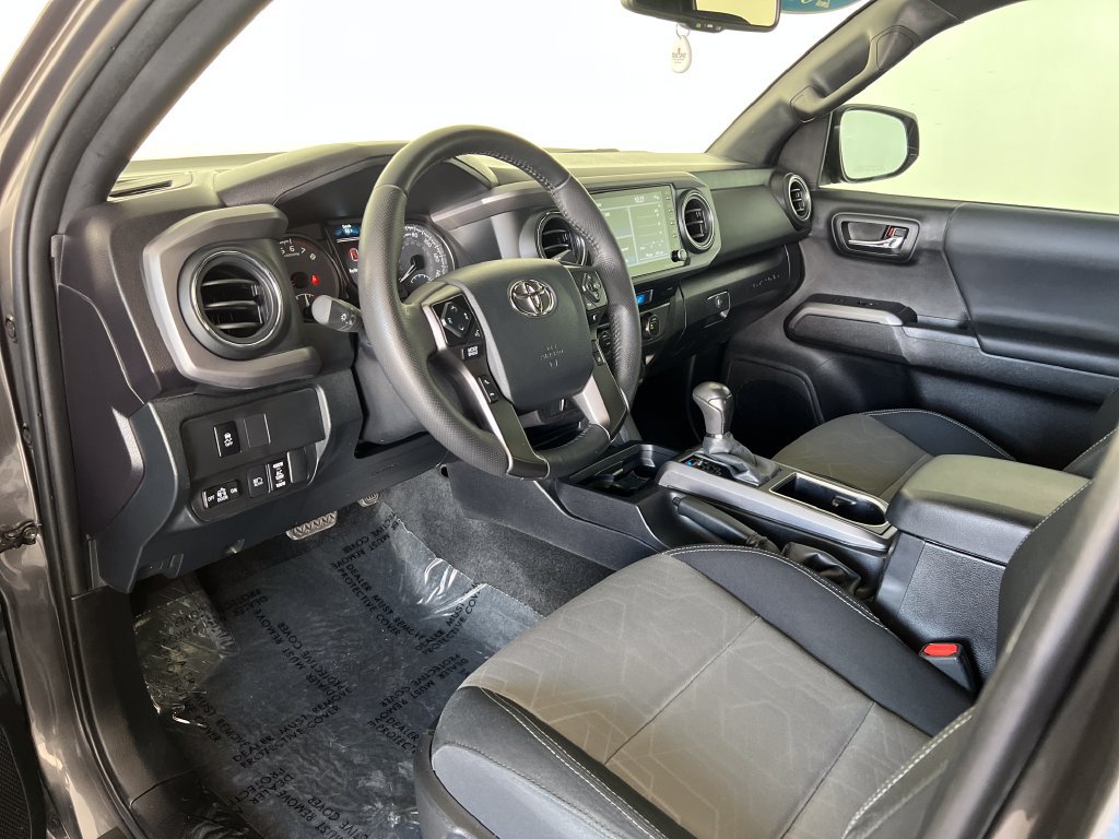 Used 2023 Toyota Tacoma TRD Off-Road AWD/4WD image 19