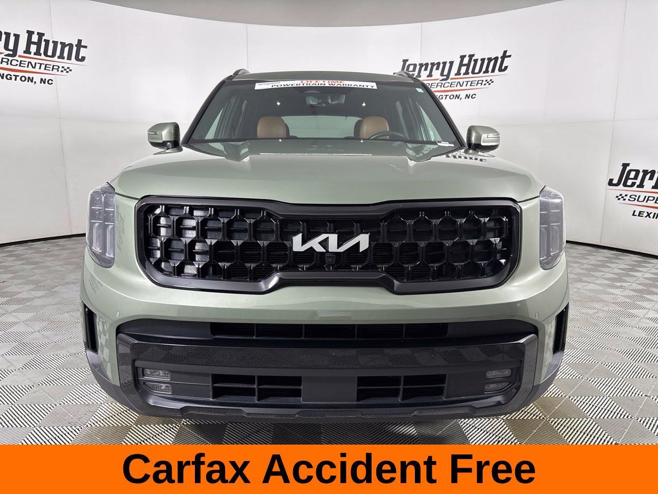 Used 2024 Kia Telluride SX Prestige X-Pro AWD/4WD image 3