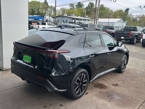 New 2026 Toyota bZ FWD image 5