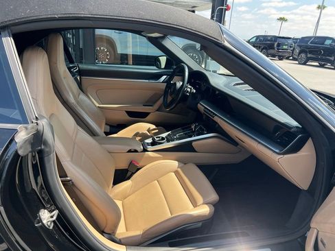 Used 2020 Porsche 911 Carrera RWD image 12
