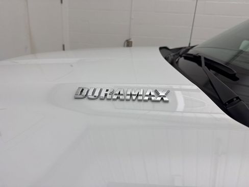 Used 2023 Chevrolet Silverado 1500 RST image 17