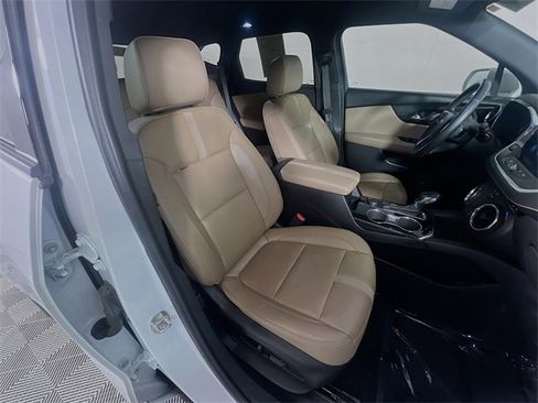 Used 2020 Chevrolet Blazer Premier image 29