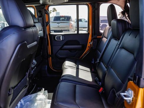 New 2026 Jeep Wrangler Unlimited Sahara AWD/4WD image 23