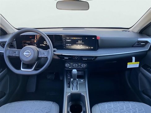 New 2026 Nissan Kicks SV image 15