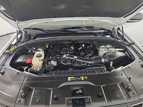 Used 2023 Jeep Grand Cherokee Limited image 23