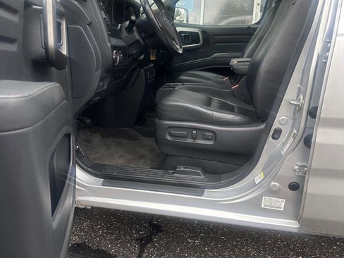 Used 2014 Honda Ridgeline SE image 12