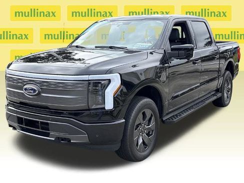 Certified 2023 Ford F150 Lightning Lariat image 12