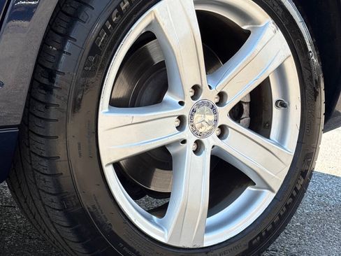 Used 2013 Mercedes-Benz S 550 image 32