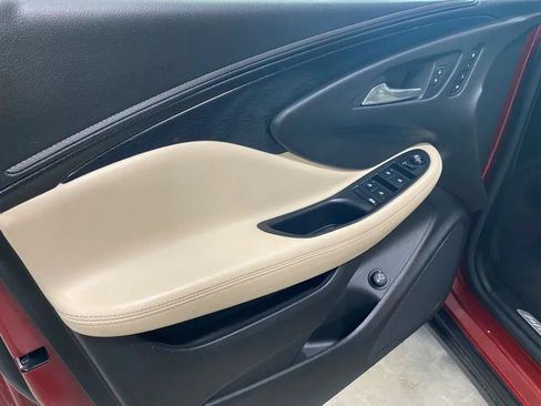 Used 2017 Buick Envision Essence FWD image 15