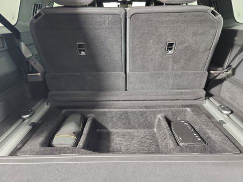 Used 2024 Rivian R1S Adventure image 26