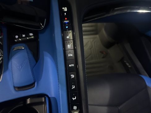 Used 2024 Chevrolet Corvette Stingray Premium Conv w/ Z51 Performance Package image 16