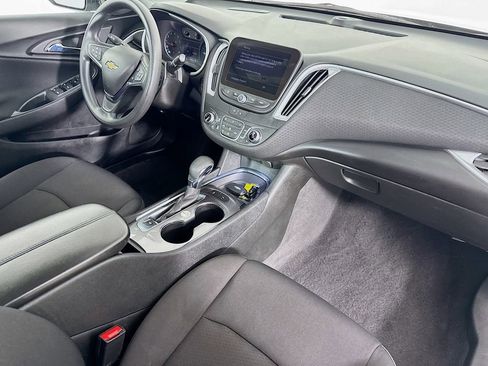 Used 2024 Chevrolet Malibu LT FWD image 35