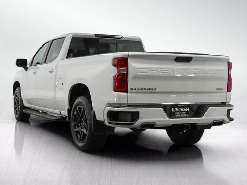 Used 2024 Chevrolet Silverado 1500 RST AWD/4WD image 3
