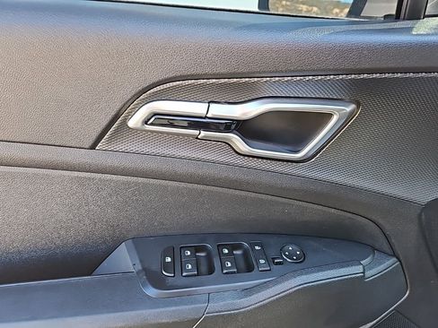 Used 2024 Kia Sportage LX image 20