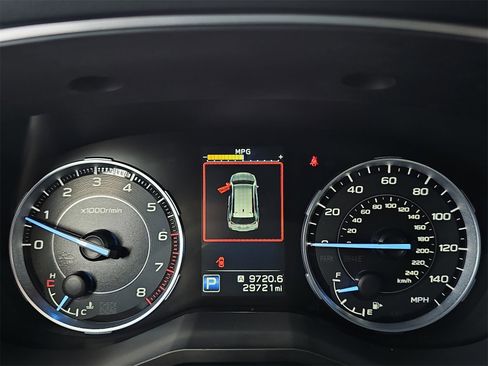 Used 2022 Subaru Ascent Limited w/ Technology Package image 21