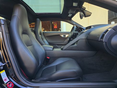 Used 2016 Jaguar F-TYPE Coupe image 23