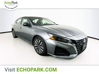 Used 2024 Nissan Altima 2.5 SV