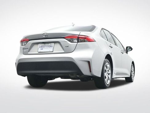 Used 2024 Toyota Corolla LE image 38