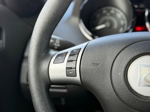 Used 2007 Saturn Sky RWD image 23