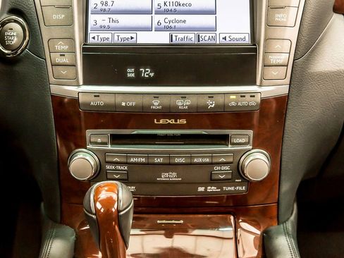 Used 2010 Lexus LS 460 L RWD image 25
