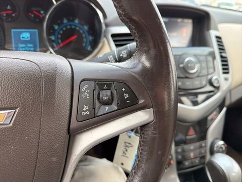 Used 2014 Chevrolet Cruze Diesel image 31