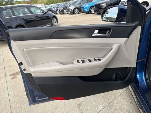 Used 2016 Hyundai Sonata Sport image 21