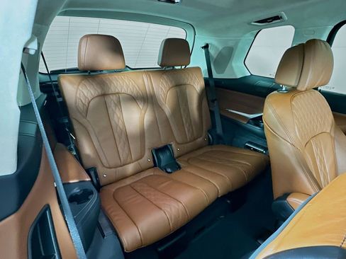 New 2026 BMW X7 xDrive40i w/ Executive Package image 35