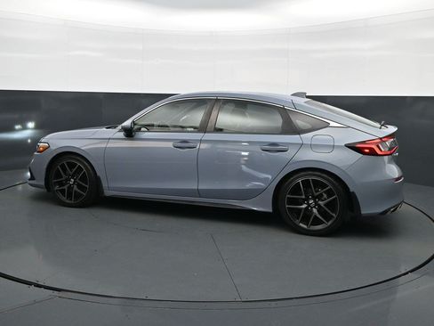 Used 2022 Honda Civic Sport Touring image 4
