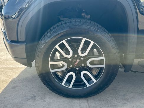 Certified 2024 GMC Sierra 1500 AT4 w/ Technology Package image 67