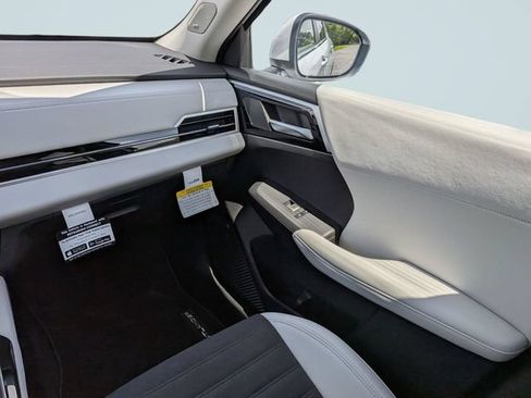 New 2026 Mitsubishi Outlander SE FWD image 15