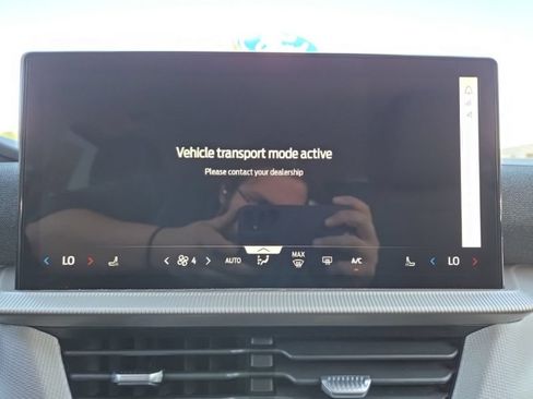 New 2026 Ford Explorer Active AWD/4WD image 36
