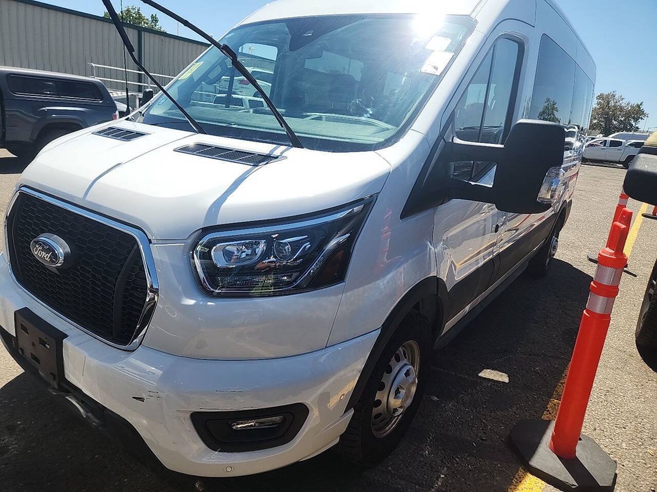 Used 2023 Ford Transit 350 XLT AWD/4WD image 4