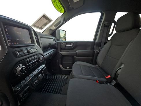 Used 2024 Chevrolet Silverado 2500 Custom w/ Custom Value Package AWD/4WD image 10
