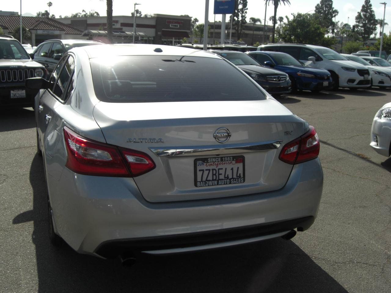 Used 2017 Nissan Altima 2.5 SV FWD image 12