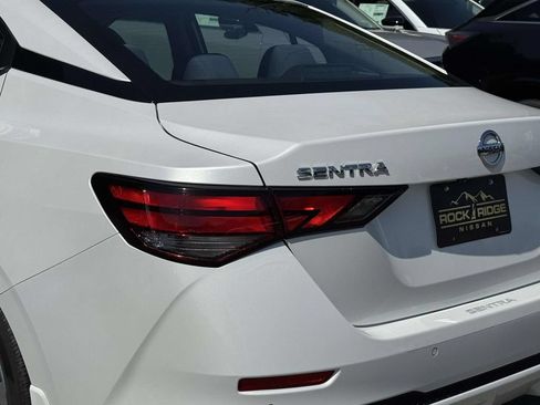 Used 2020 Nissan Sentra SV FWD image 10