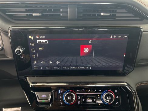 Used 2023 GMC Sierra 1500 AT4 w/ AT4 Premium Package image 12