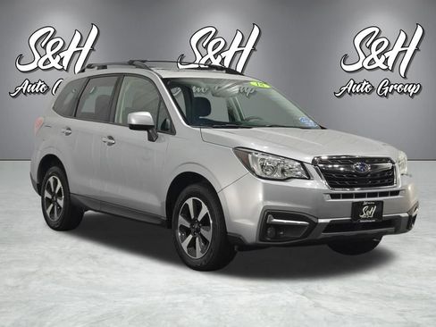 Used 2018 Subaru Forester 2.5i Premium AWD/4WD image 2