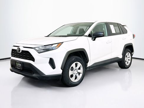 Used 2024 Toyota RAV4 LE image 3