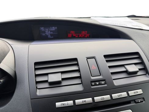 Used 2010 MAZDA MAZDA3 s Grand Touring image 12