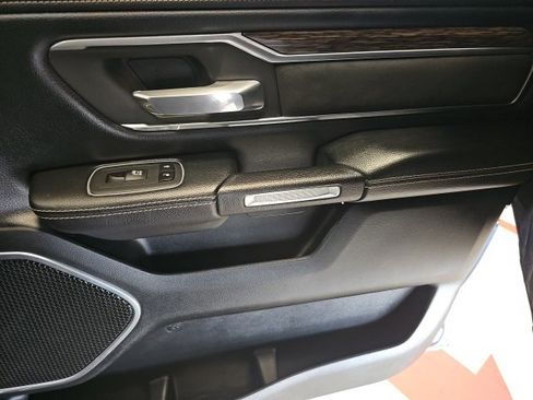 Used 2020 RAM 1500 Laramie image 40