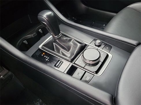 Used 2023 MAZDA MAZDA3 s image 13