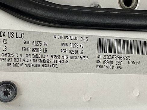 Used 2015 Chrysler 300 C image 27