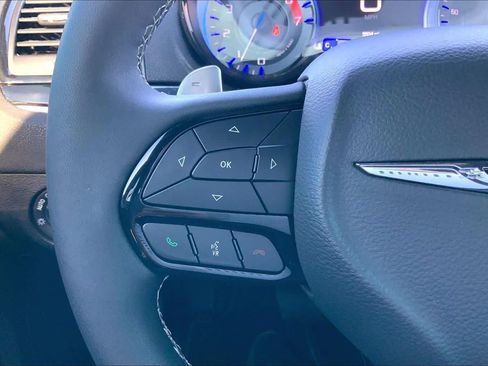 Used 2023 Chrysler 300 S w/ Comfort Group image 23