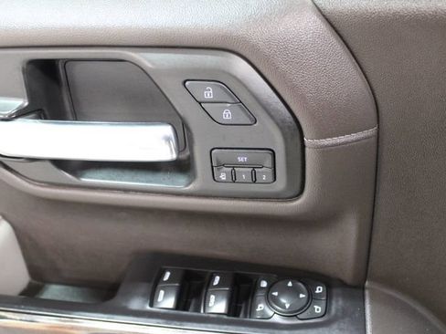 Used 2021 GMC Sierra 1500 SLT image 14