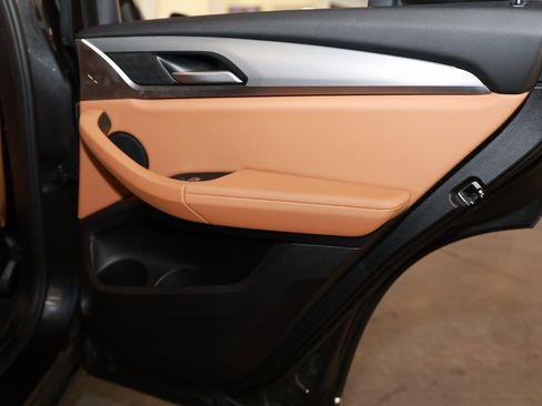 Used 2025 BMW X4 xDrive30i image 21