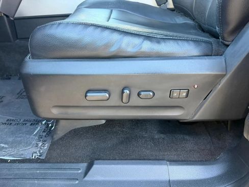 Used 2017 Ford Expedition EL Limited RWD image 10