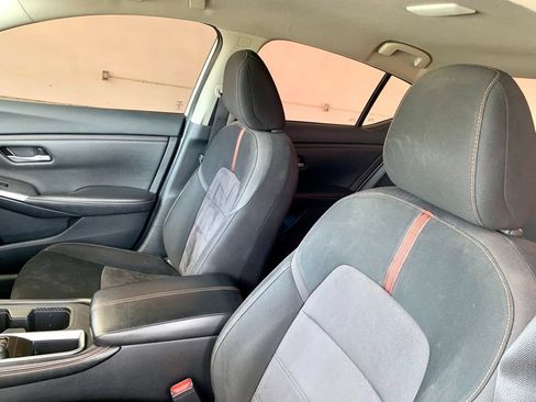 Used 2022 Nissan Sentra SR FWD image 15