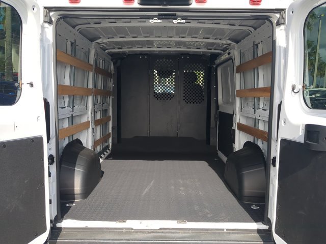 Used 2025 RAM ProMaster 2500 w/ U-Haul Equipment Group FWD image 14