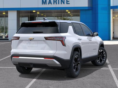 New 2027 Chevrolet Equinox LT w/ LPO, Floor Liner Package FWD image 4
